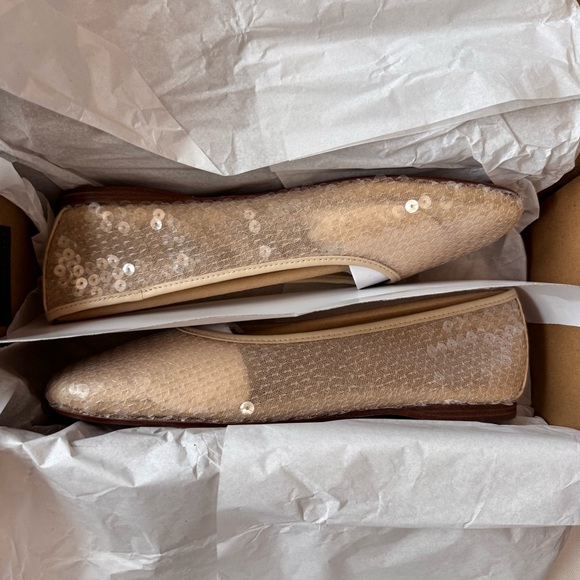 Vince Leah Sequined Ballet Flats Birch Sand EU 38 US 7.5 NWT - Picture 10 of 14